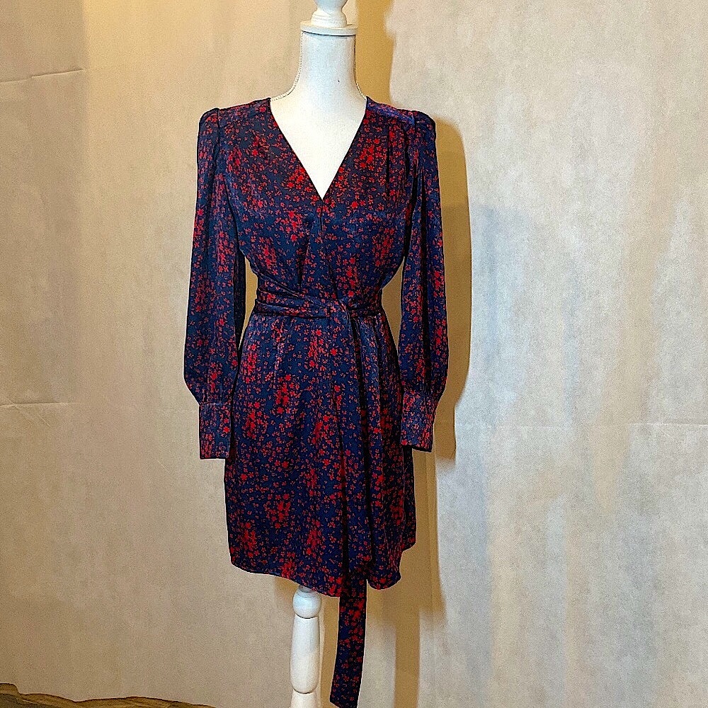 SILK FiveSeventyFive NWT. NAVY & RED FLORAL Dress with Tie-Front/Sash Detail.